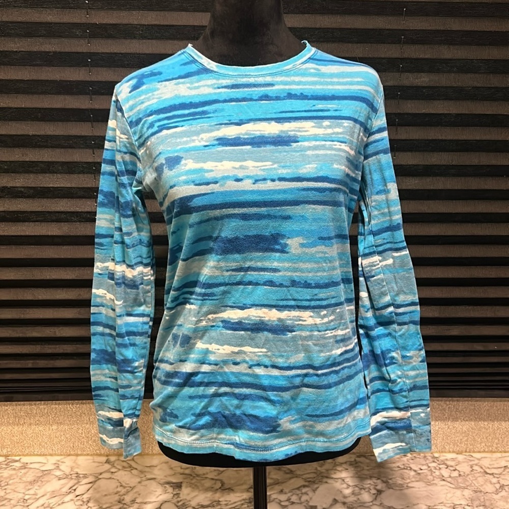 Great Northwest‎ Women’s Blue Print Crewneck Long Sleeve Cotton Blend Tee Small